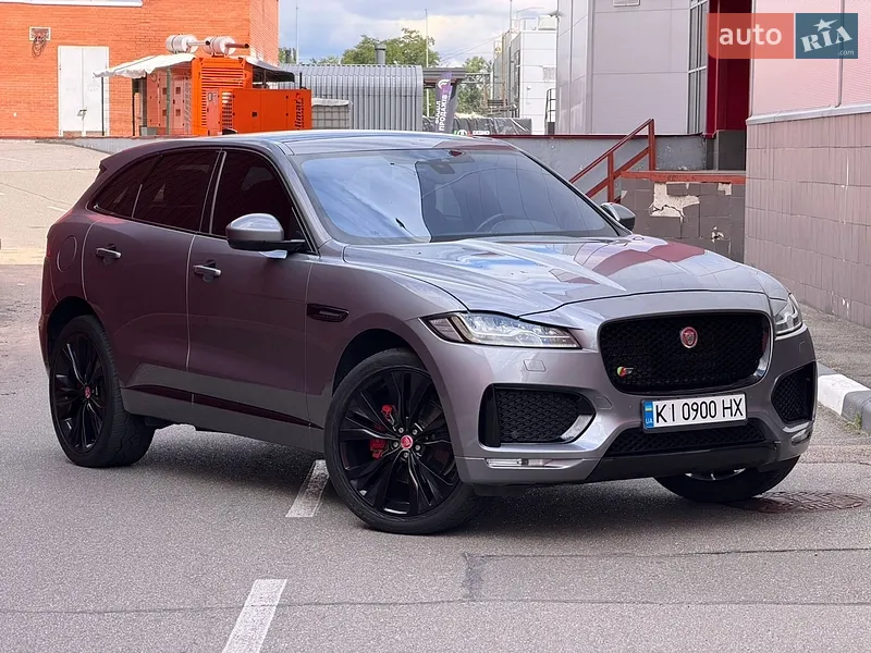 Jaguar F-Pace