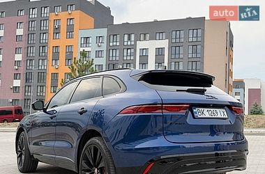 Внедорожник / Кроссовер Jaguar F-Pace 2021 в Ровно