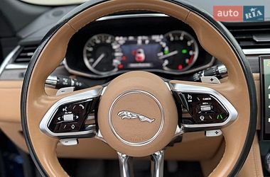 Внедорожник / Кроссовер Jaguar F-Pace 2021 в Ровно