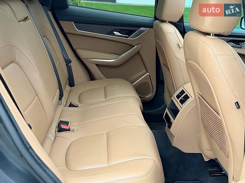 Внедорожник / Кроссовер Jaguar F-Pace 2021 в Ровно