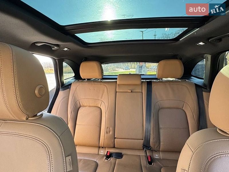 Внедорожник / Кроссовер Jaguar F-Pace 2021 в Ровно