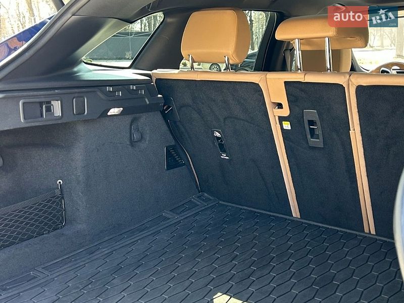 Внедорожник / Кроссовер Jaguar F-Pace 2021 в Ровно