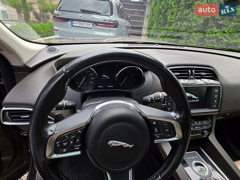 Внедорожник / Кроссовер Jaguar F-Pace 2016 в Одессе