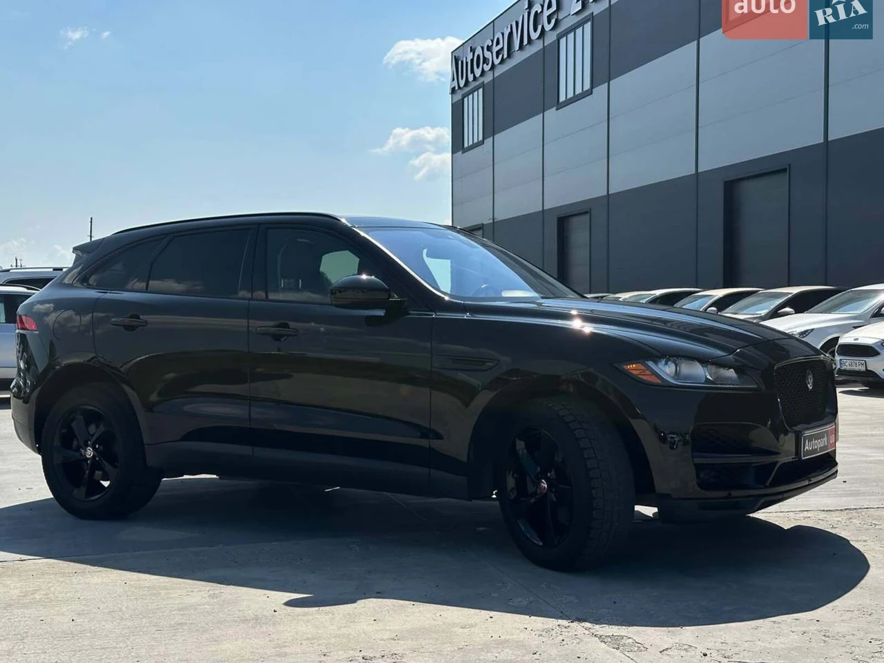 2016 Jaguar F-Pace - мініатюра 4