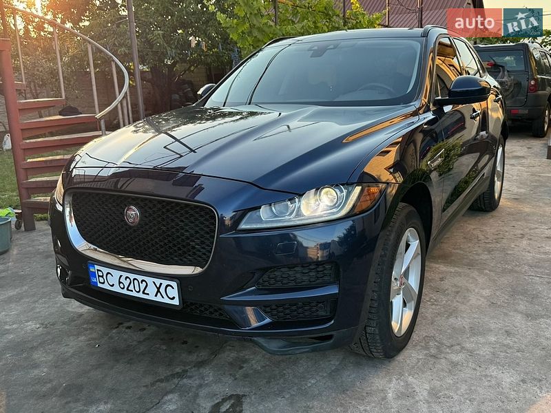 Jaguar F-Pace 2016