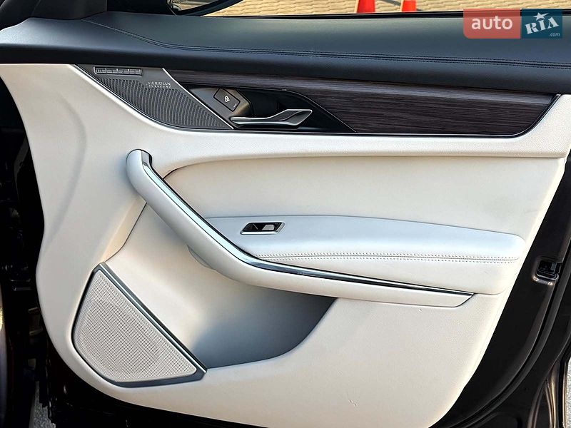 Внедорожник / Кроссовер Jaguar F-Pace 2021 в Киеве фото 16 Внедорожник / Кроссовер Jaguar F-Pace 2021 в Киеве