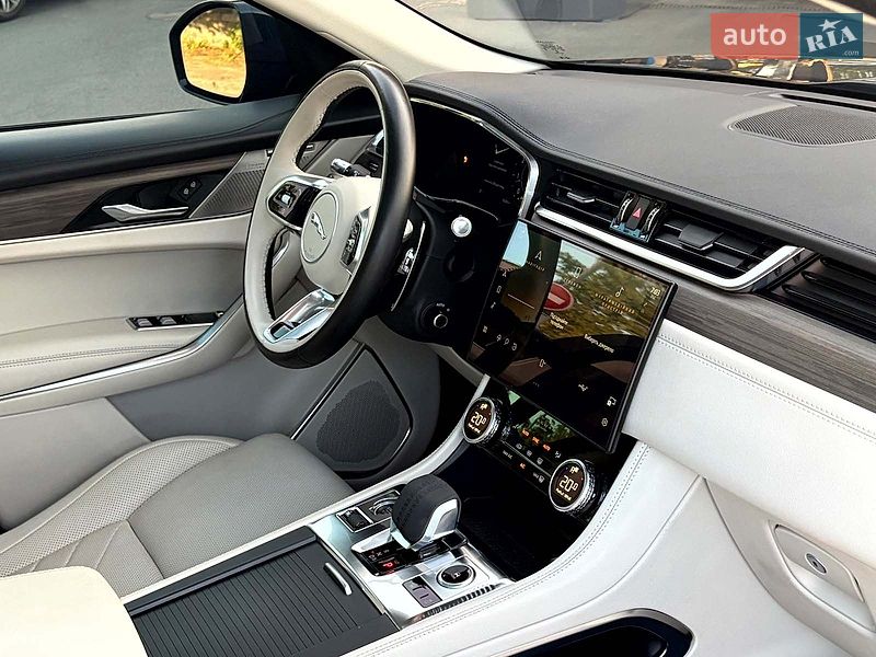 Внедорожник / Кроссовер Jaguar F-Pace 2021 в Киеве фото 18 Внедорожник / Кроссовер Jaguar F-Pace 2021 в Киеве