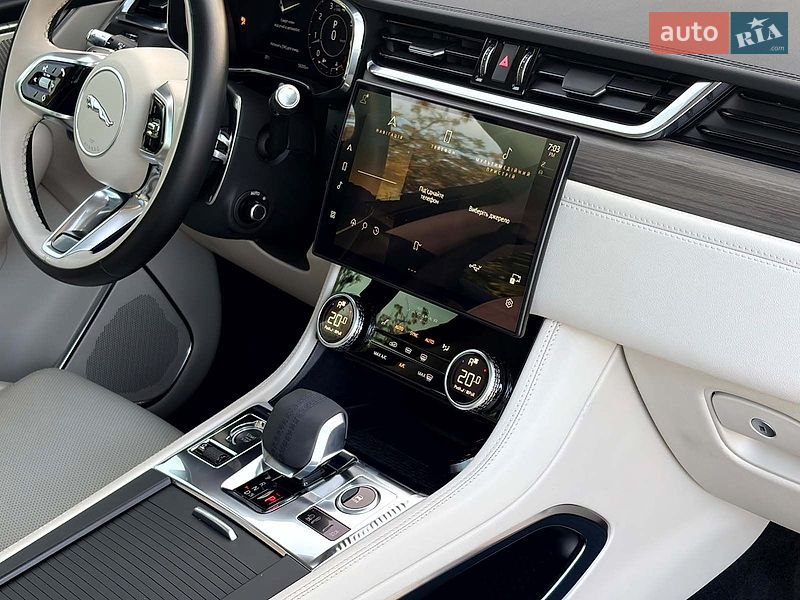 Внедорожник / Кроссовер Jaguar F-Pace 2021 в Киеве фото 19 Внедорожник / Кроссовер Jaguar F-Pace 2021 в Киеве