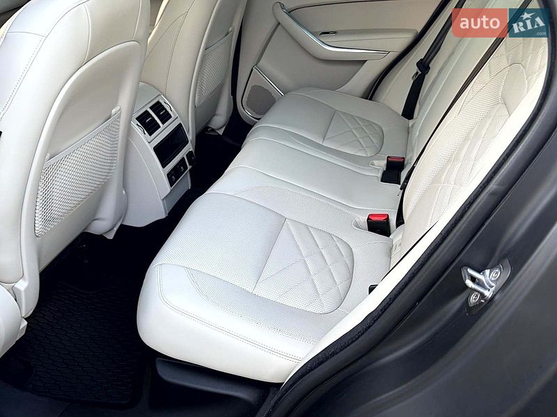 Внедорожник / Кроссовер Jaguar F-Pace 2021 в Киеве фото 29 Внедорожник / Кроссовер Jaguar F-Pace 2021 в Киеве