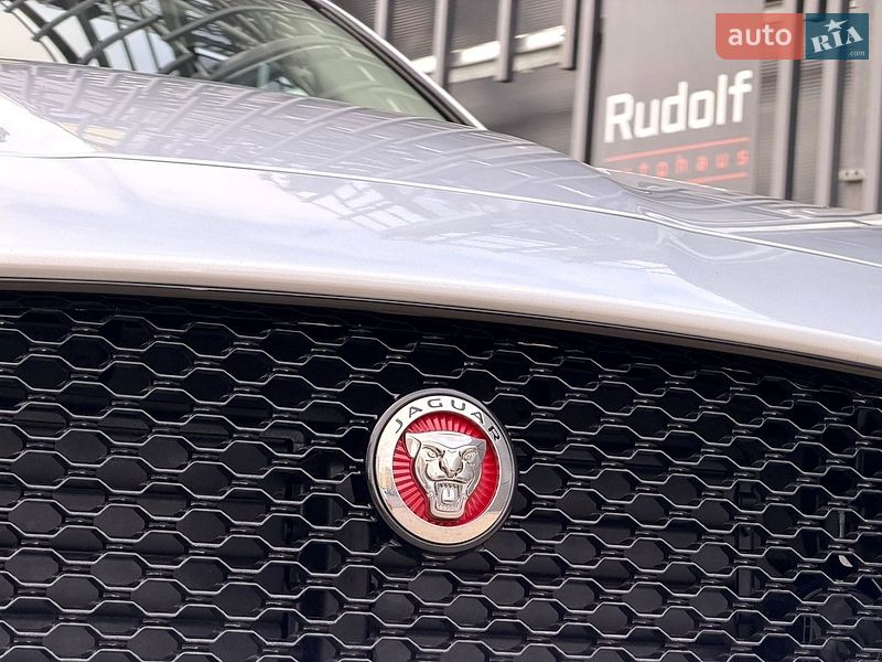Внедорожник / Кроссовер Jaguar F-Pace 2017 в Киеве фото 14 Внедорожник / Кроссовер Jaguar F-Pace 2017 в Киеве