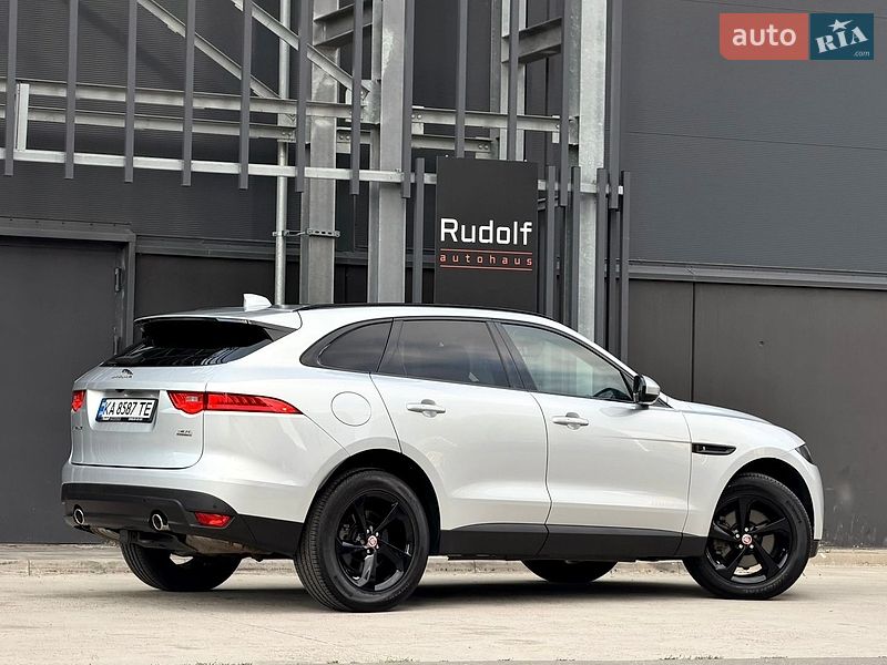 Внедорожник / Кроссовер Jaguar F-Pace 2017 в Киеве фото 15 Внедорожник / Кроссовер Jaguar F-Pace 2017 в Киеве