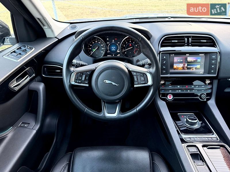 Внедорожник / Кроссовер Jaguar F-Pace 2017 в Киеве фото 65 Внедорожник / Кроссовер Jaguar F-Pace 2017 в Киеве