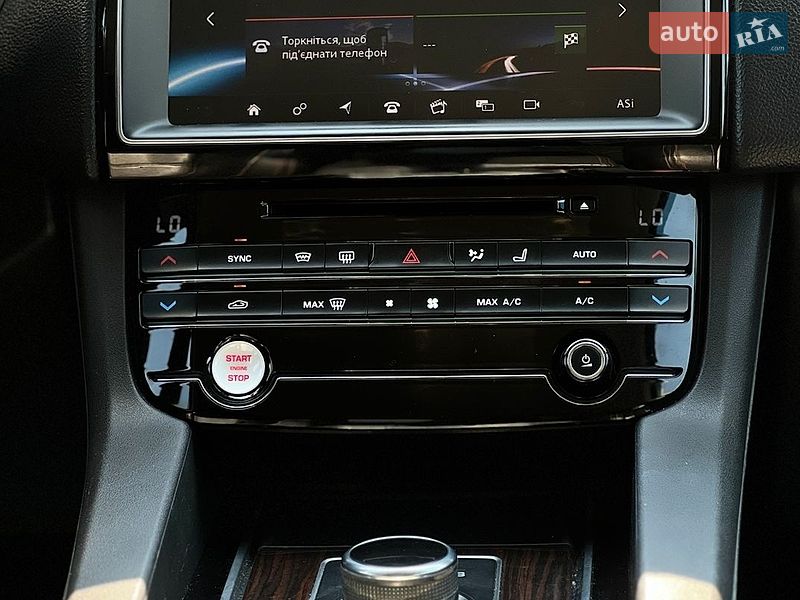 Внедорожник / Кроссовер Jaguar F-Pace 2017 в Львове