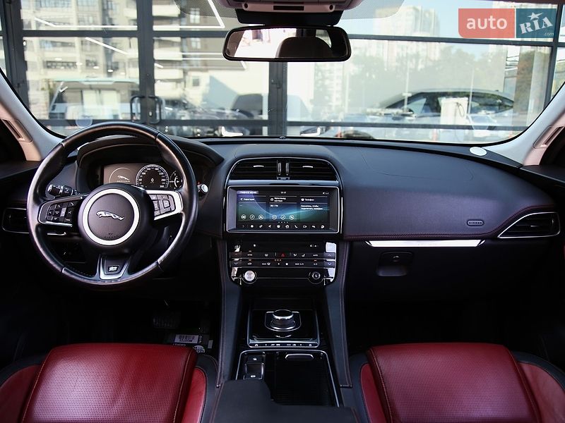Внедорожник / Кроссовер Jaguar F-Pace 2017 в Харькове фото 12 Внедорожник / Кроссовер Jaguar F-Pace 2017 в Харькове