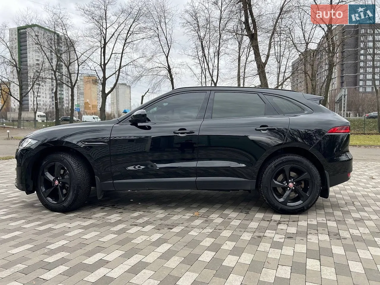 2019 Jaguar F-Pace - мініатюра 4