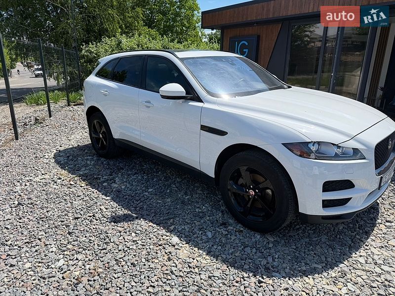 Внедорожник / Кроссовер Jaguar F-Pace 2017 в Черновцах