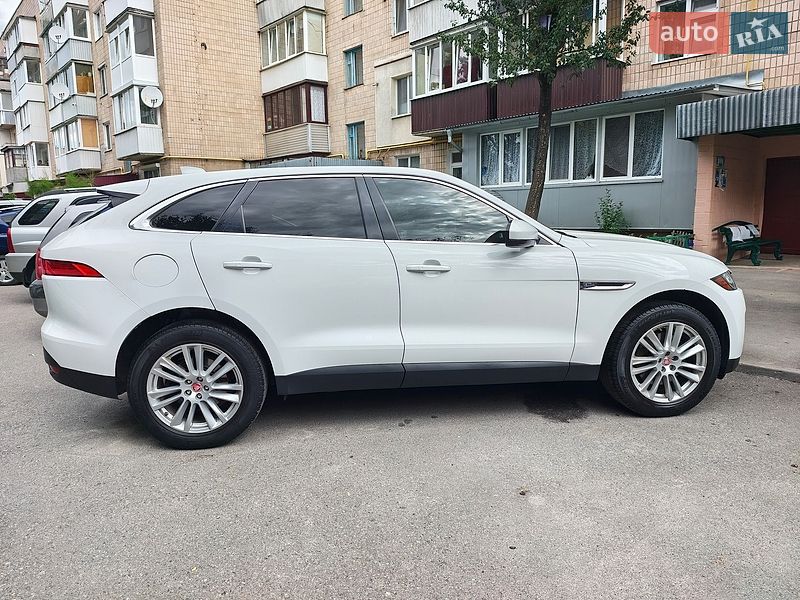 Внедорожник / Кроссовер Jaguar F-Pace 2018 в Тернополе