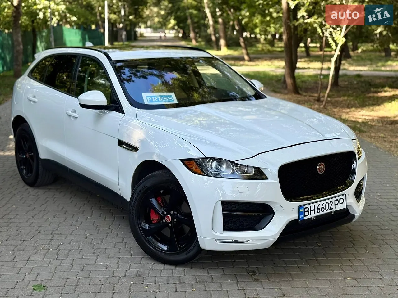 2018 Jaguar F-Pace - мініатюра 3