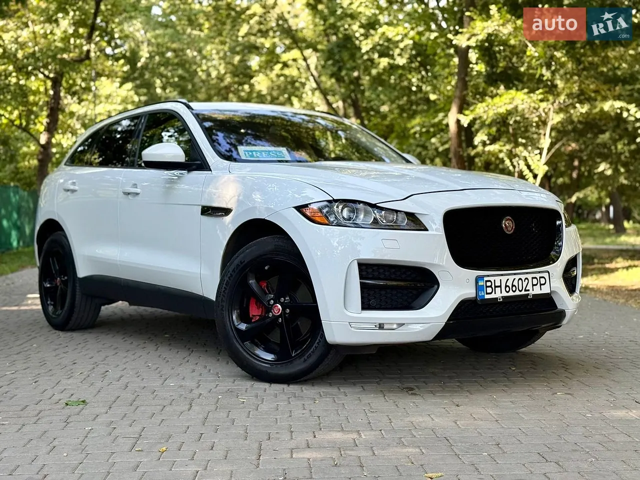2018 Jaguar F-Pace - мініатюра 2