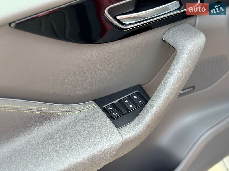 Внедорожник / Кроссовер Jaguar F-Pace 2018 в Тернополе фото 46 Внедорожник / Кроссовер Jaguar F-Pace 2018 в Тернополе