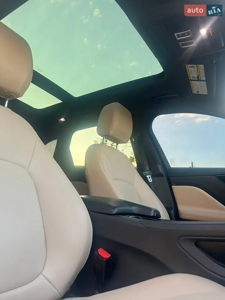 2019 Jaguar F-Pace - мініатюра 3