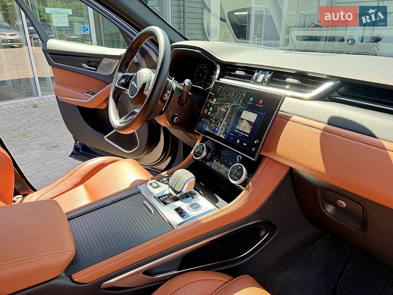 Позашляховик / Кросовер Jaguar F-Pace 2024 в Чернігові
