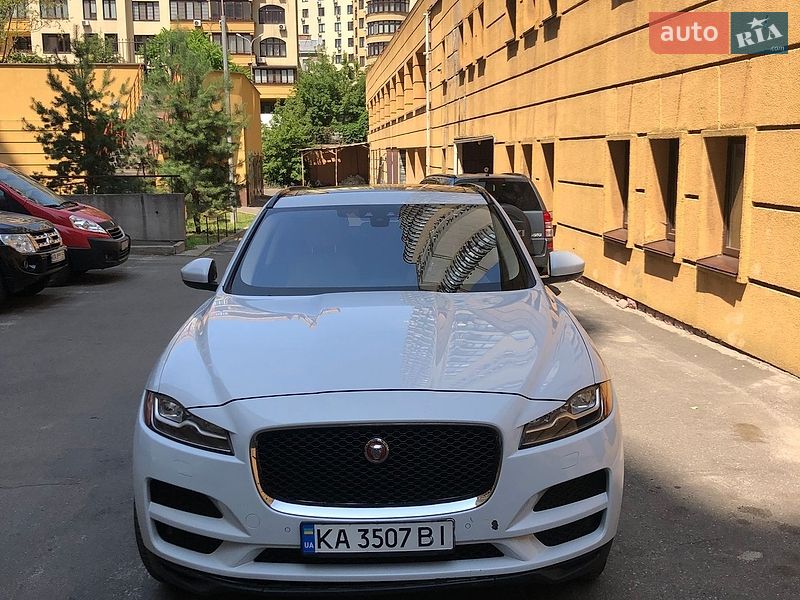 Jaguar F-Pace 2017