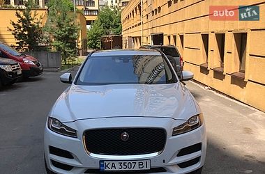 Jaguar F-Pace  2017