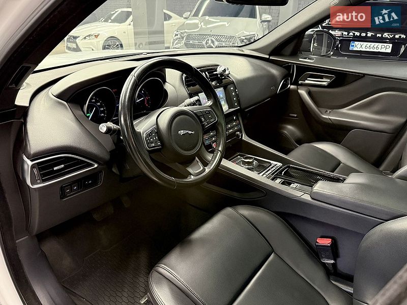 Внедорожник / Кроссовер Jaguar F-Pace 2018 в Харькове