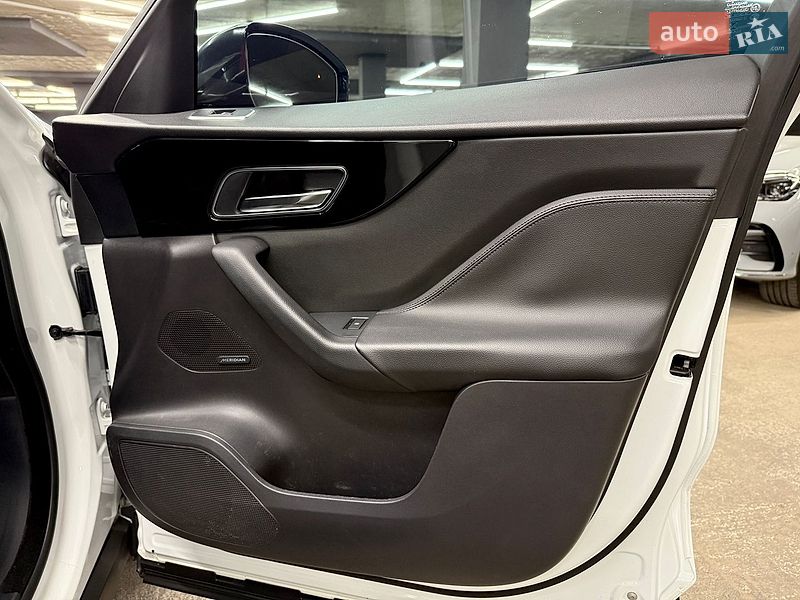 Внедорожник / Кроссовер Jaguar F-Pace 2018 в Харькове