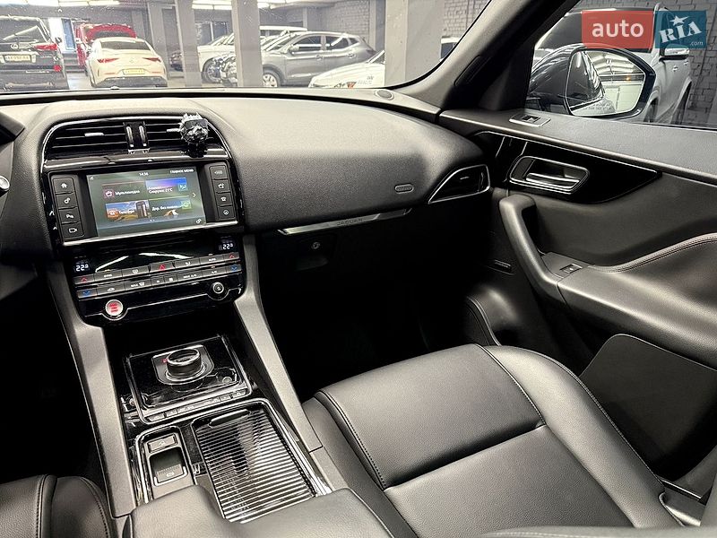 Внедорожник / Кроссовер Jaguar F-Pace 2018 в Харькове