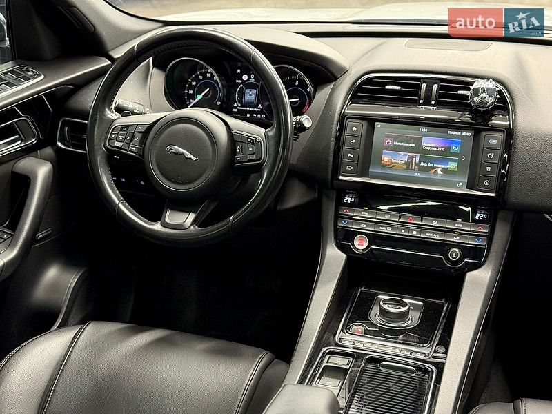 Внедорожник / Кроссовер Jaguar F-Pace 2018 в Харькове