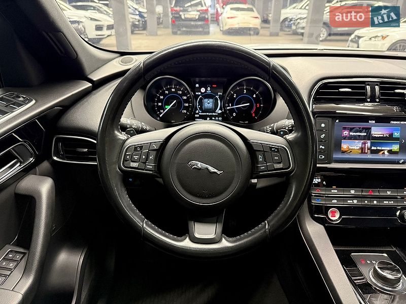 Внедорожник / Кроссовер Jaguar F-Pace 2018 в Харькове