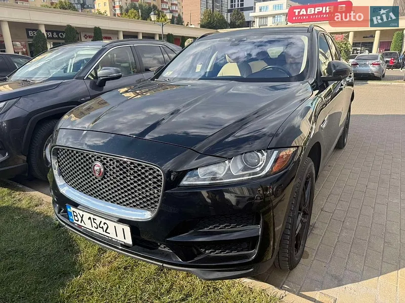 Jaguar F-Pace