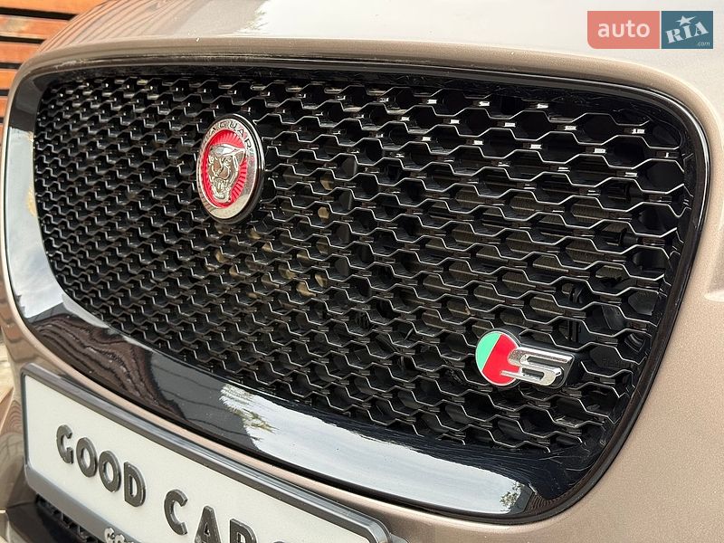Позашляховик / Кросовер Jaguar F-Pace 2016 в Одесі фото 12 Позашляховик / Кросовер Jaguar F-Pace 2016 в Одесі
