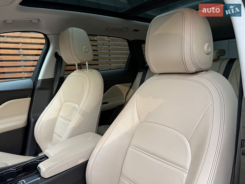Позашляховик / Кросовер Jaguar F-Pace 2016 в Одесі фото 26 Позашляховик / Кросовер Jaguar F-Pace 2016 в Одесі