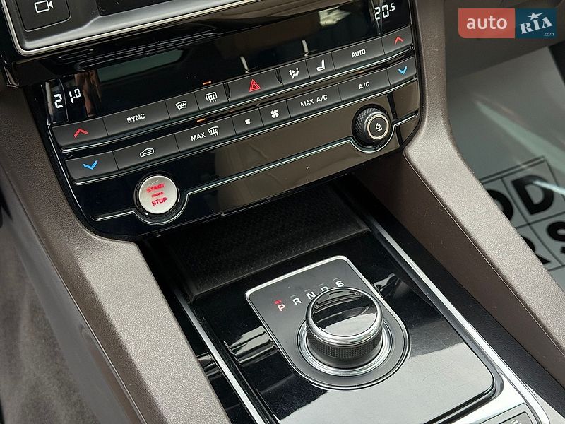Позашляховик / Кросовер Jaguar F-Pace 2016 в Одесі фото 35 Позашляховик / Кросовер Jaguar F-Pace 2016 в Одесі