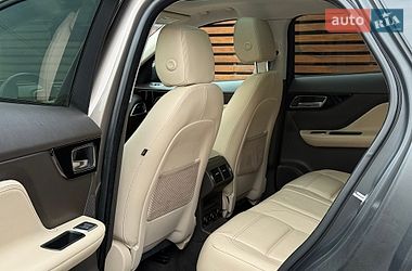 Позашляховик / Кросовер Jaguar F-Pace 2016 в Одесі фото 38 Позашляховик / Кросовер Jaguar F-Pace 2016 в Одесі