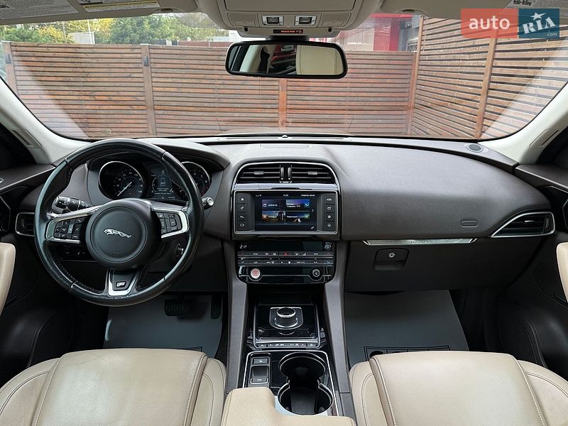 Позашляховик / Кросовер Jaguar F-Pace 2016 в Одесі фото 27 Позашляховик / Кросовер Jaguar F-Pace 2016 в Одесі
