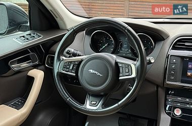 Позашляховик / Кросовер Jaguar F-Pace 2016 в Одесі фото 28 Позашляховик / Кросовер Jaguar F-Pace 2016 в Одесі