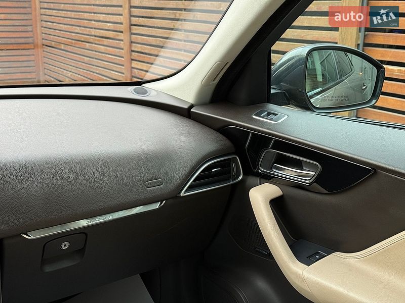 Позашляховик / Кросовер Jaguar F-Pace 2016 в Одесі фото 30 Позашляховик / Кросовер Jaguar F-Pace 2016 в Одесі