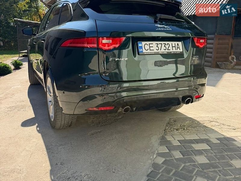 Позашляховик / Кросовер Jaguar F-Pace 2017 в Чернівцях