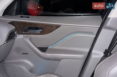 Позашляховик / Кросовер Jaguar F-Pace 2017 в Чернівцях