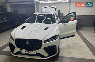 Позашляховик / Кросовер Jaguar F-Pace 2023 в Києві