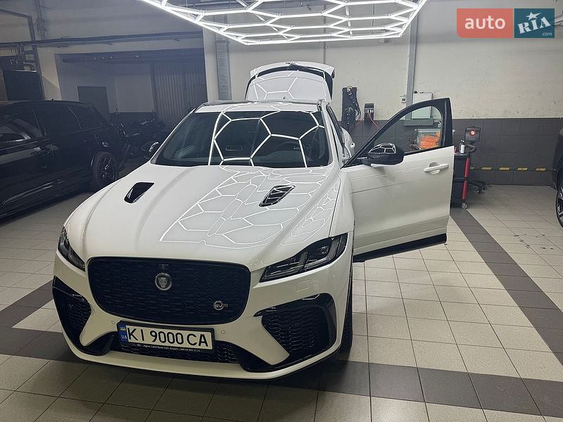 Позашляховик / Кросовер Jaguar F-Pace 2023 в Києві