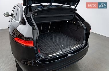 Внедорожник / Кроссовер Jaguar F-Pace 2018 в Киеве