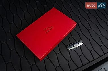 Внедорожник / Кроссовер Jaguar F-Pace 2018 в Киеве