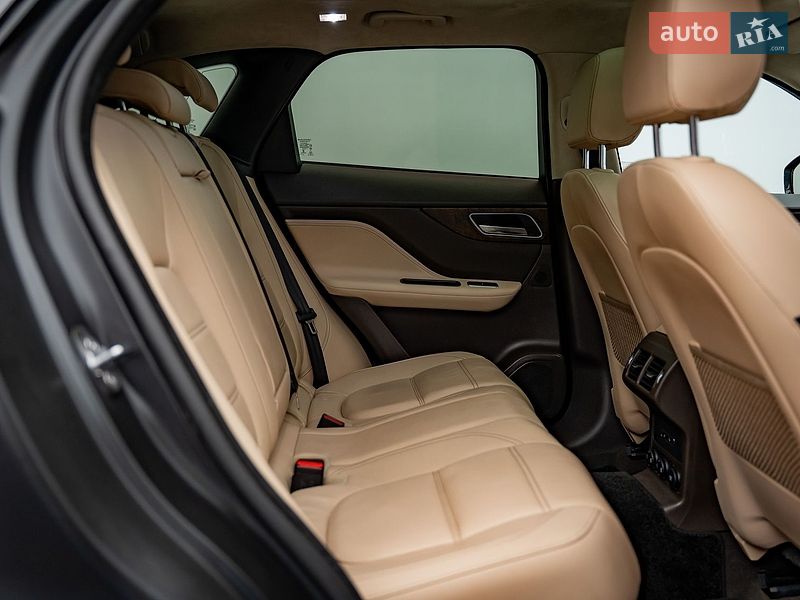 Внедорожник / Кроссовер Jaguar F-Pace 2018 в Киеве