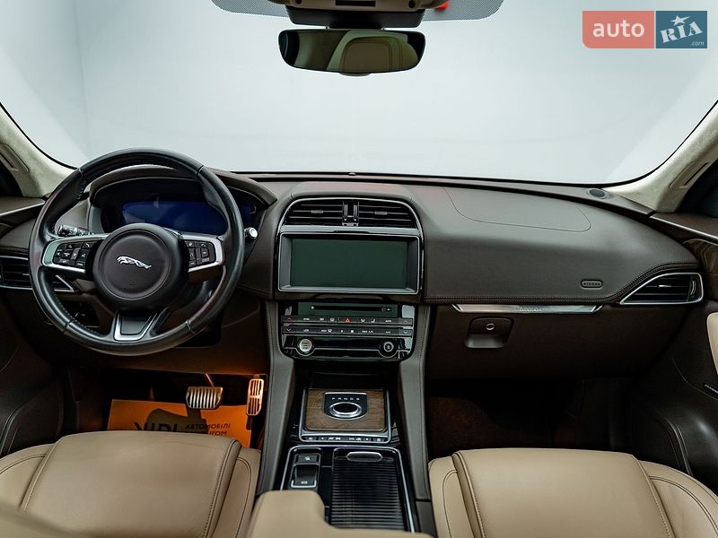 Внедорожник / Кроссовер Jaguar F-Pace 2018 в Киеве