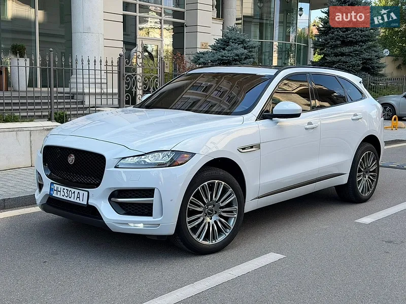 Jaguar F-Pace